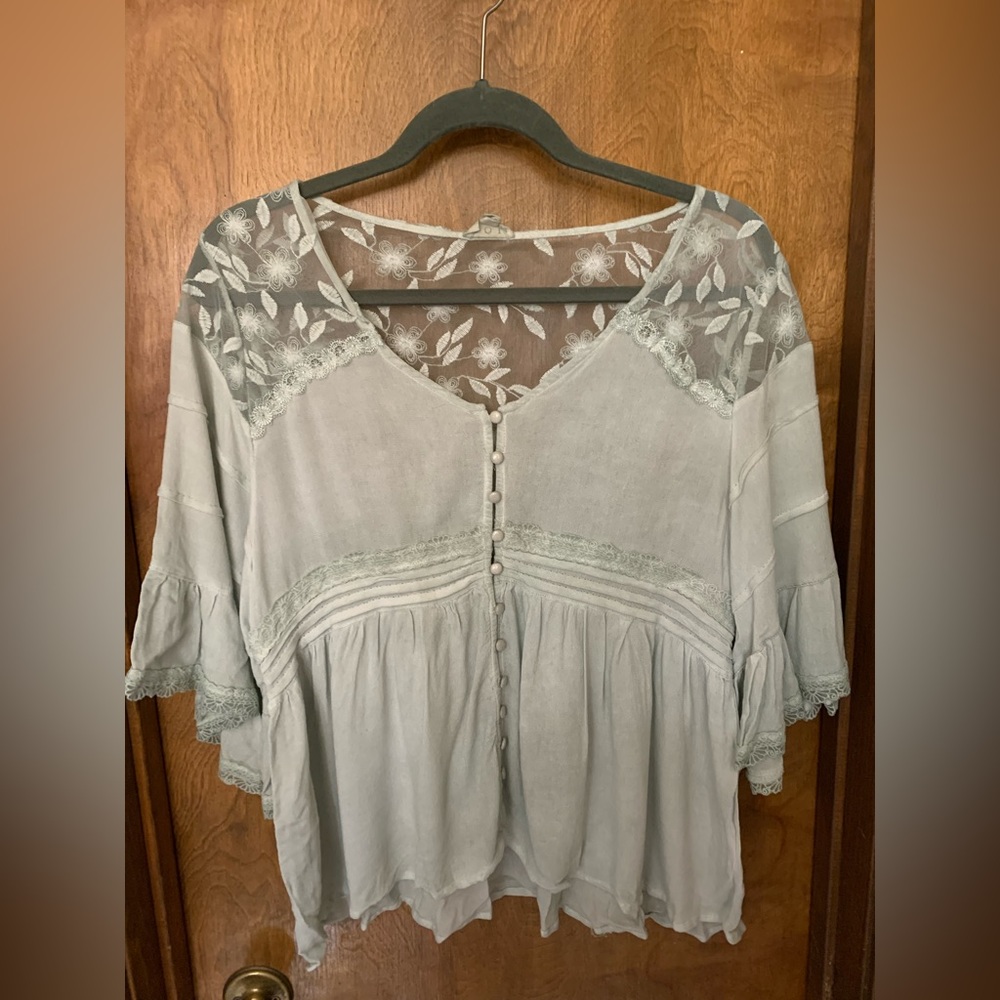 Women's Lace Trim Blouse